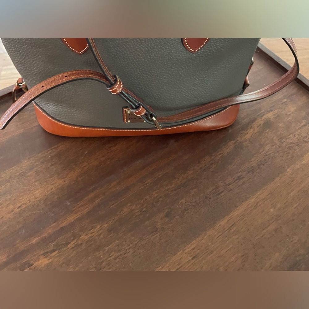 Dooney & Bourke Elephant Gray Pebble Grain Leather Zip Dome Satchel Bag - Picture 2 of 5